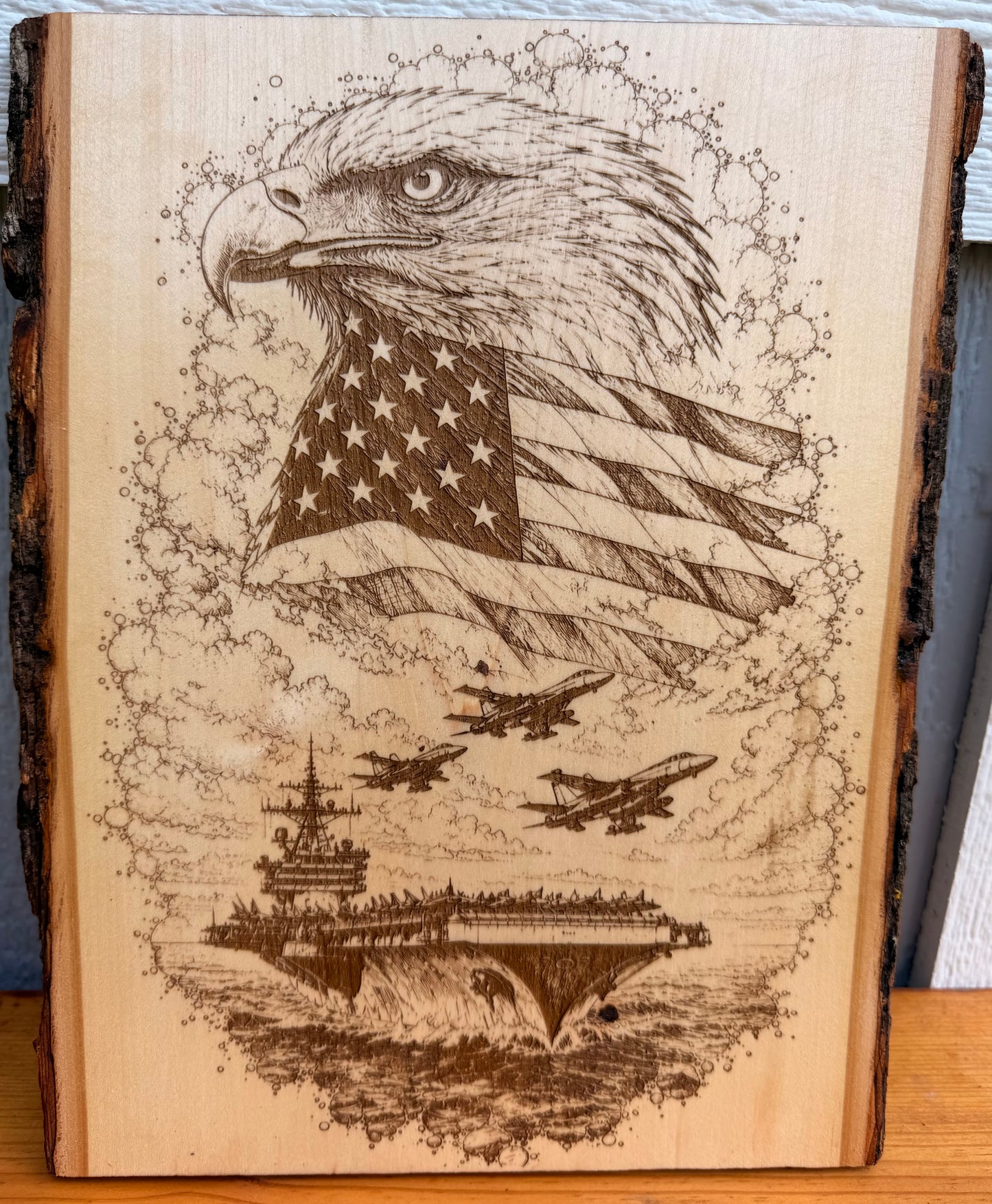 Plaque Live Edge Rectangular - Carrier with Eagle and Flag