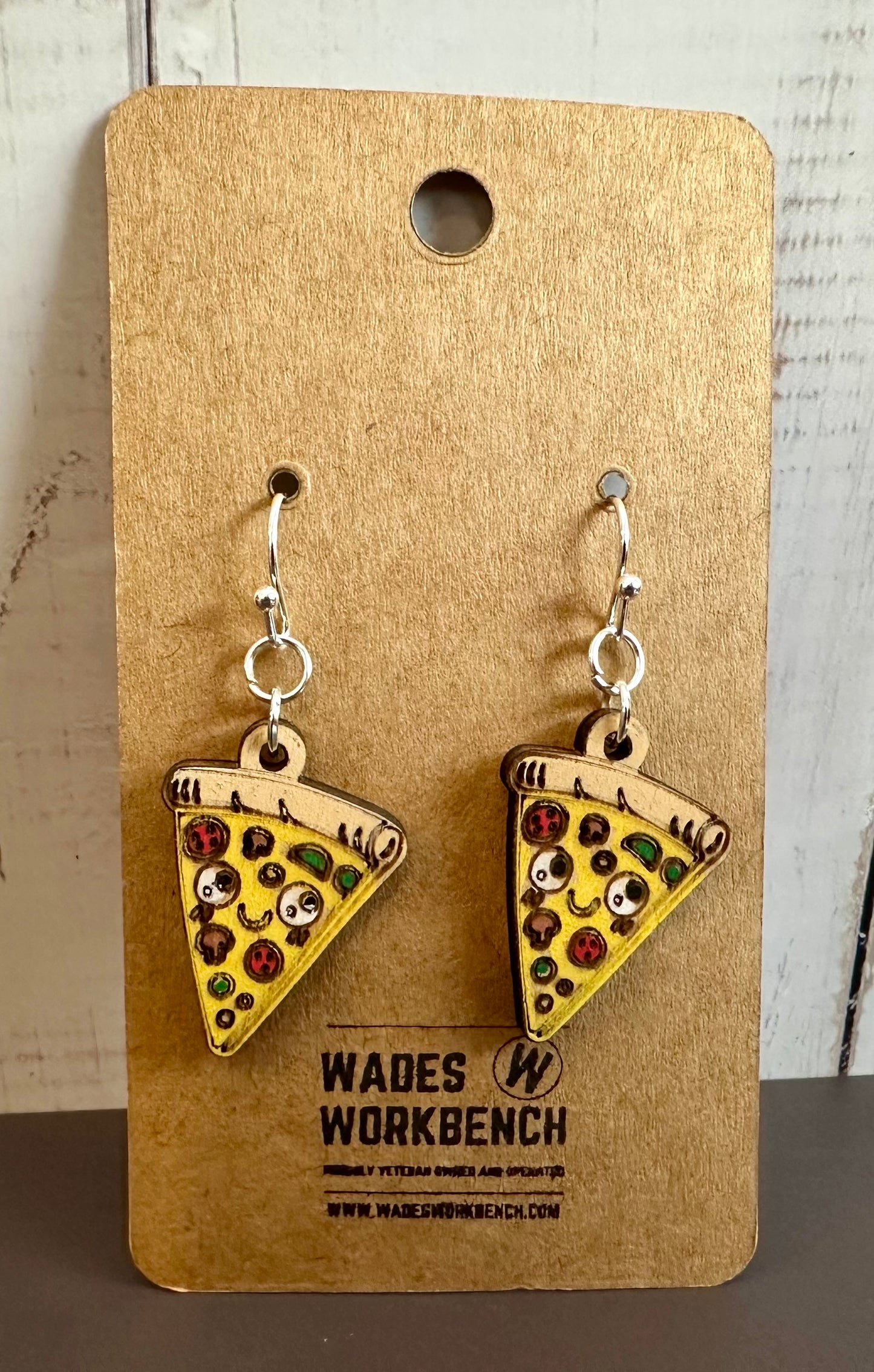 Wooden Engraved Dangle Earrings - Pizza