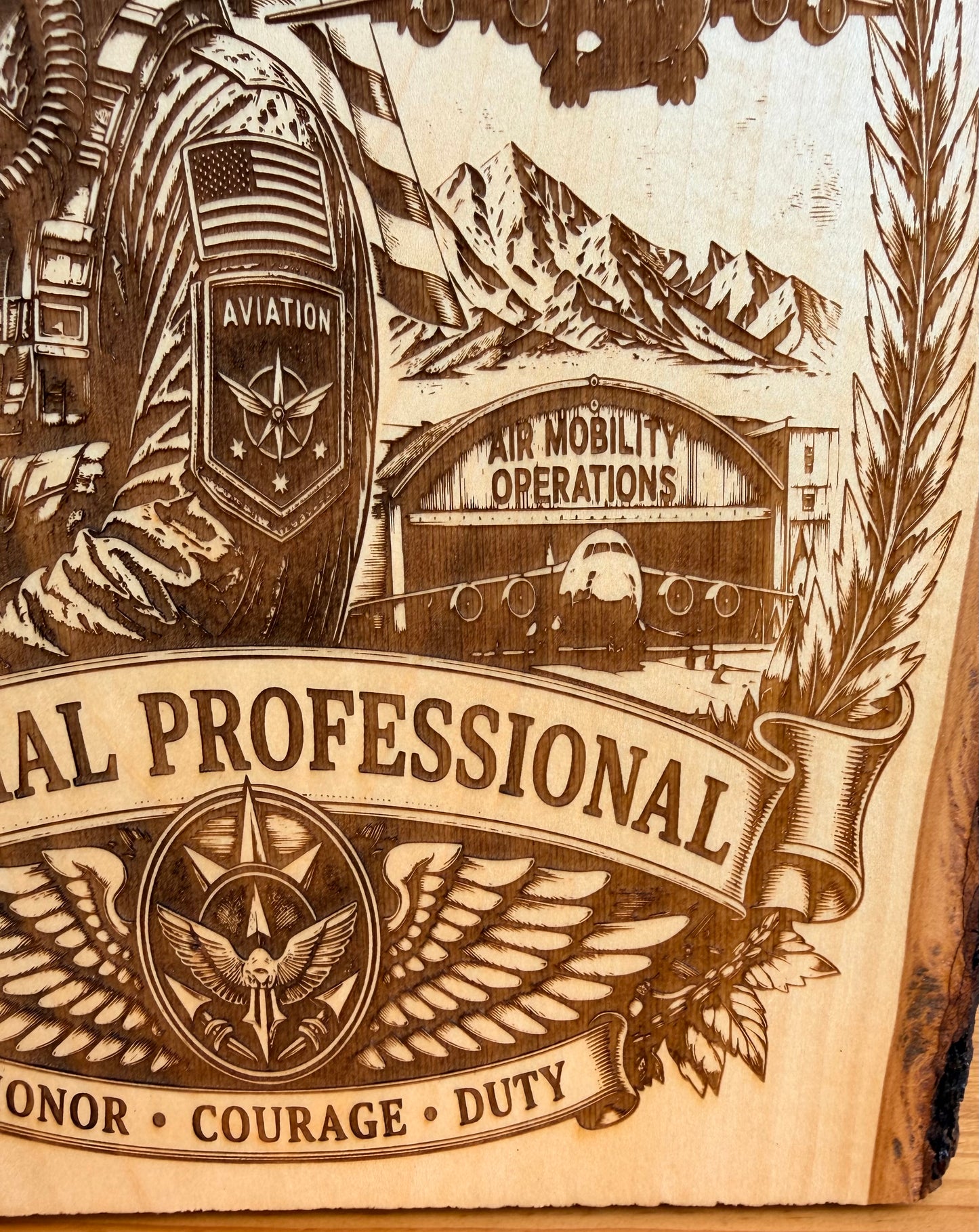 Plaque Live Edge Rectangular - Pilot Tribute