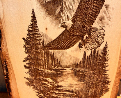 Plaque Live Edge Rectangular - Eagle Soaring in the Mountains