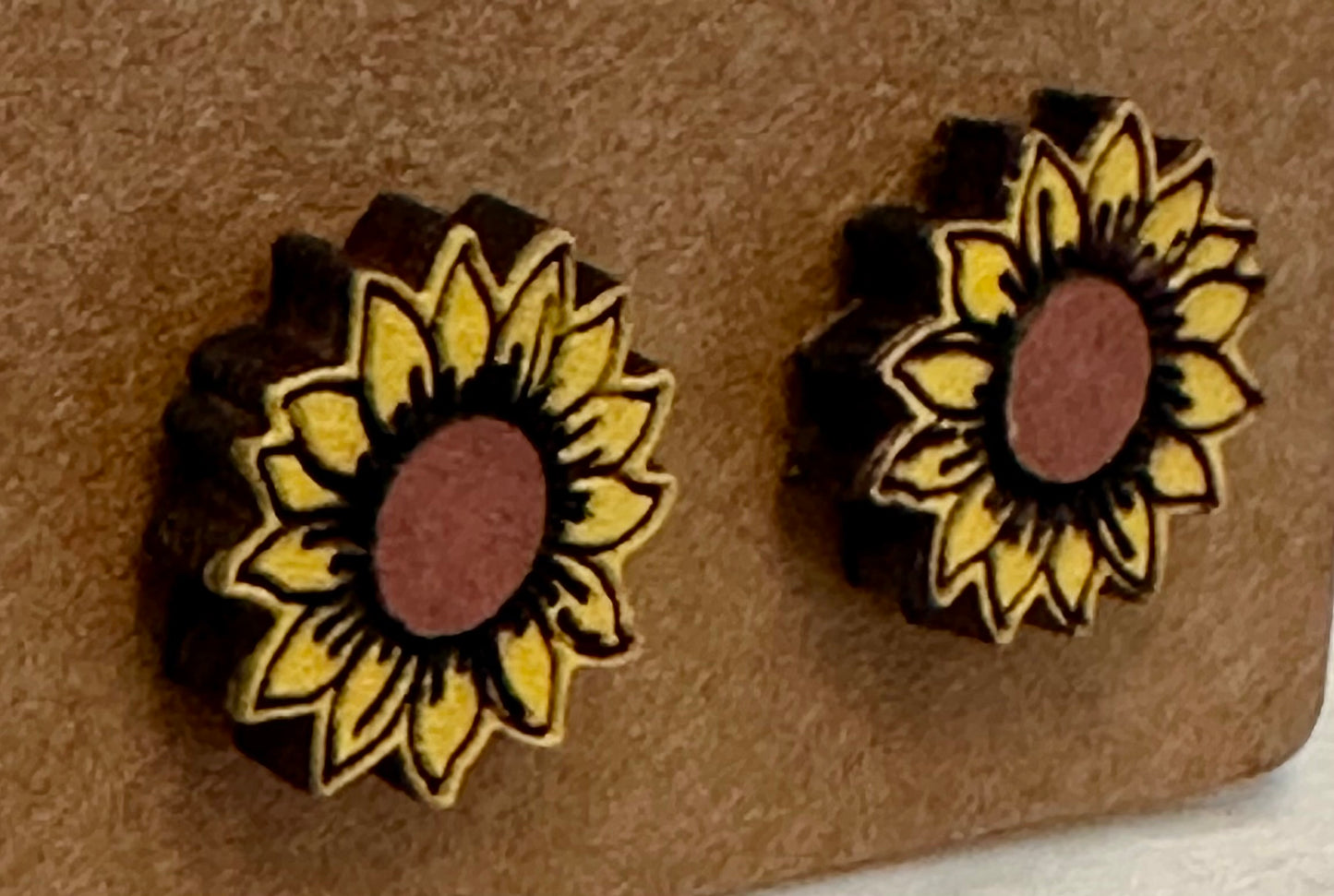 Wooden Engraved Earrings - Sunflowers