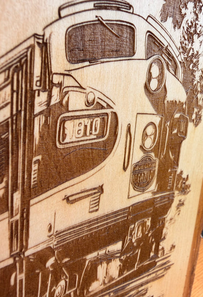 Plaque Live Edge Rectangular - Train 1810 on Bridge