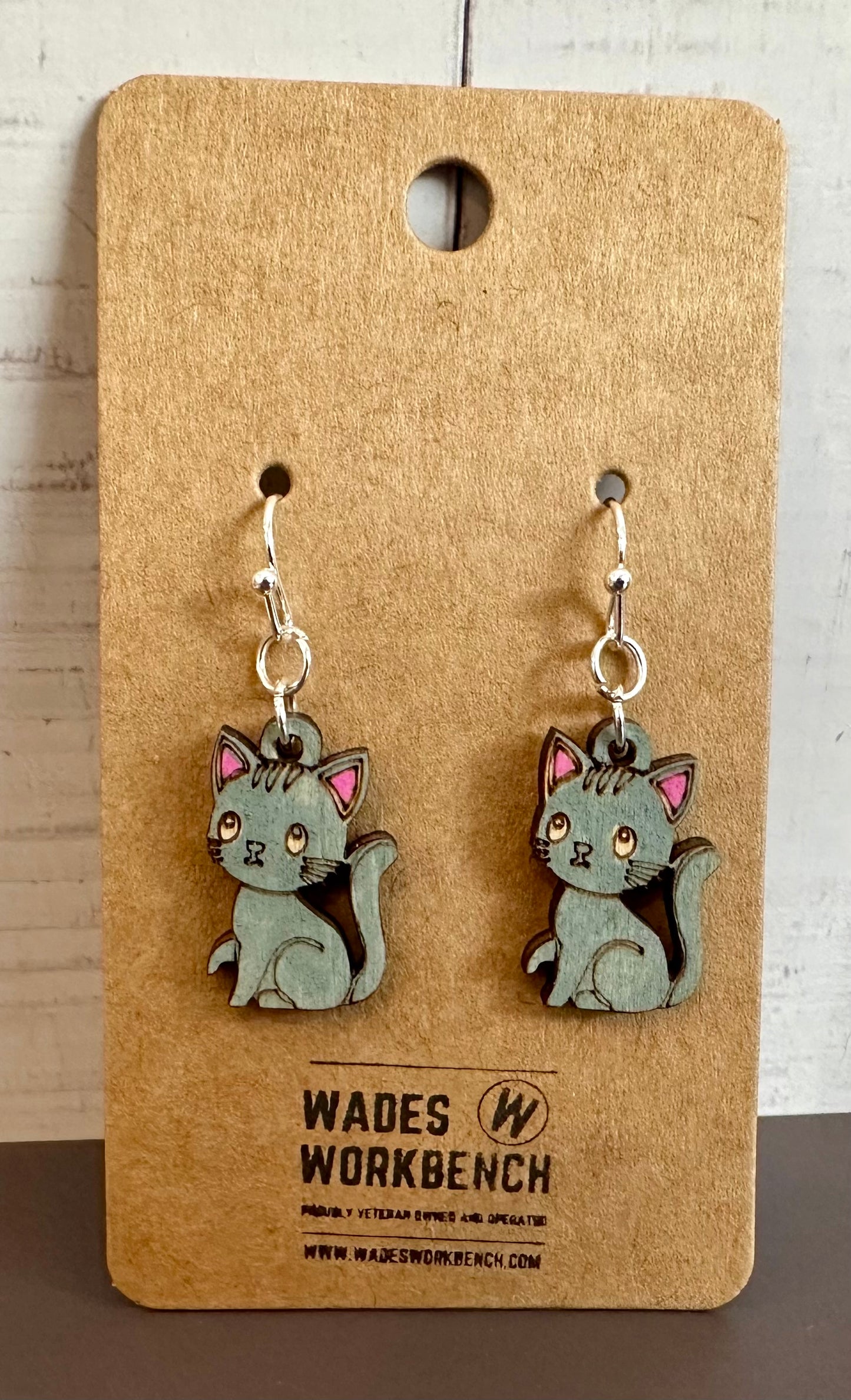 Wooden Engraved Dangle Earrings - Gray Cat