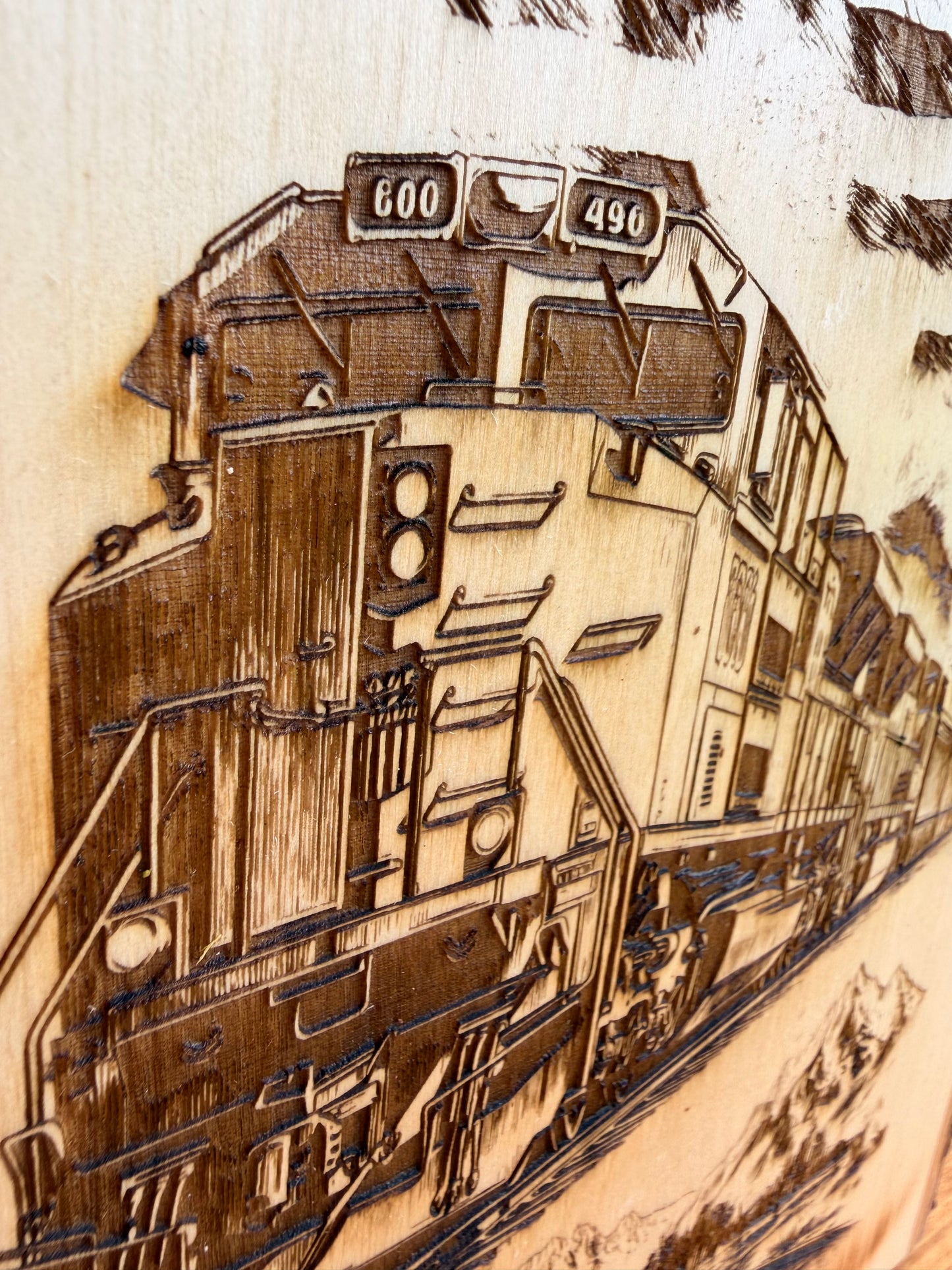 Plaque Live Edge Rectangular - Train 490 with Flag and Tracks