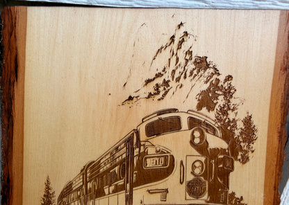 Plaque Live Edge Rectangular - Train 1810 on Bridge