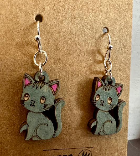 Wooden Engraved Dangle Earrings - Gray Cat