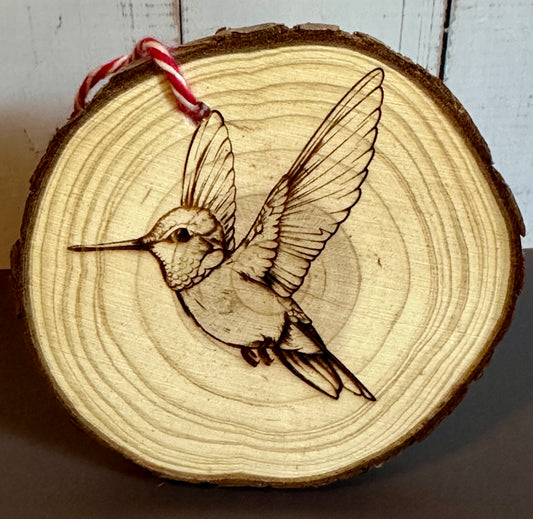 Engraved Live Edge Wooden Round Ornament - Hummingbird