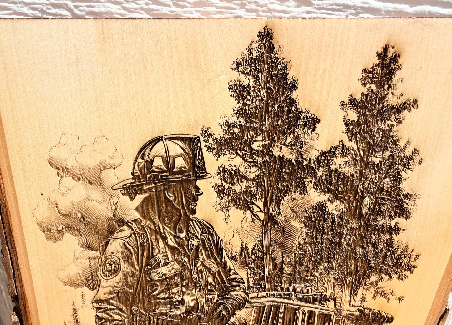 Plaque Live Edge Rectangular - Fireman with Firetruck