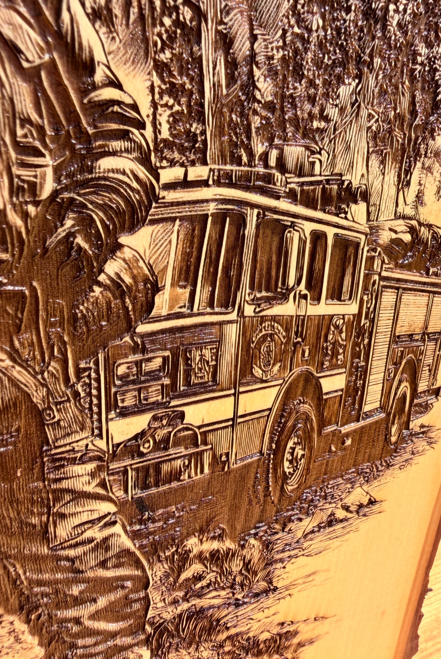 Plaque Live Edge Rectangular - Fireman with Firetruck